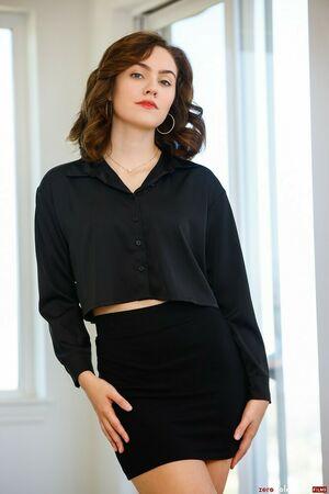 Freya Parker photo 206