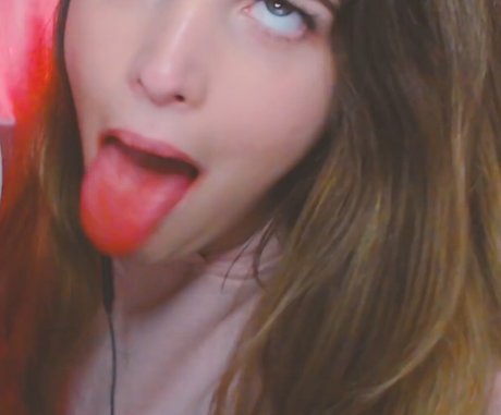 Freya Victoria Luz ASMR photo 3