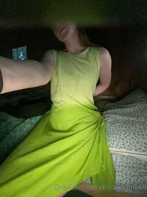 friskyfeline69 photo 42