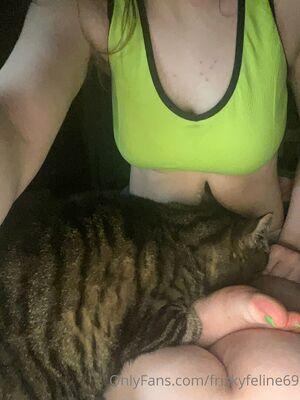friskyfeline69 photo 86