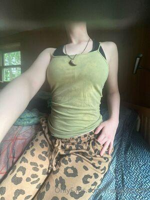 friskyfeline69 photo 116