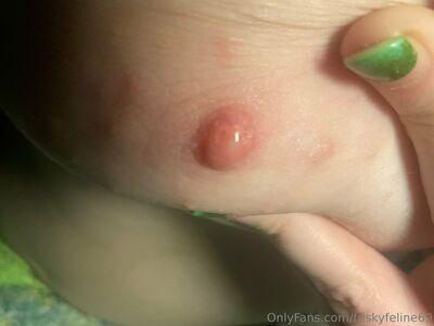 friskyfeline69 photo 167