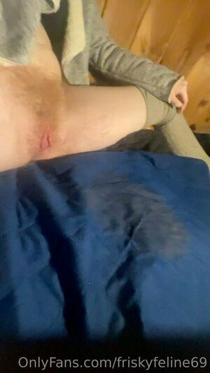 friskyfeline69 photo 169