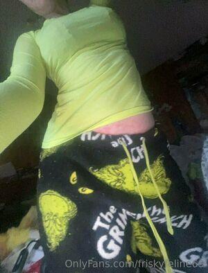 friskyfeline69 photo 184