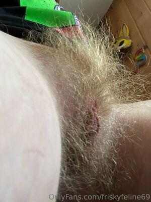 friskyfeline69 photo 250