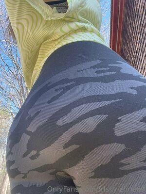 friskyfeline69 photo 316