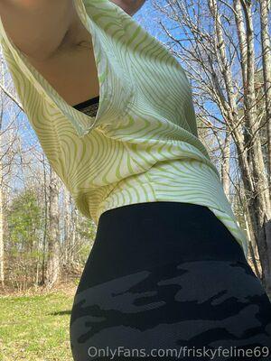 friskyfeline69 photo 319