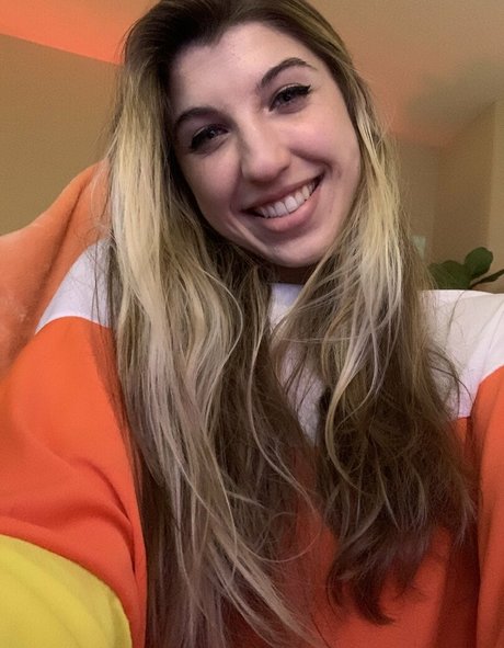 FrivolousFox ASMR photo 19