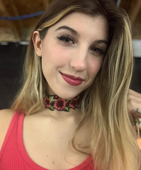FrivolousFox ASMR photo 23
