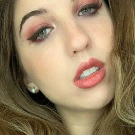 FrivolousFox ASMR photo 31