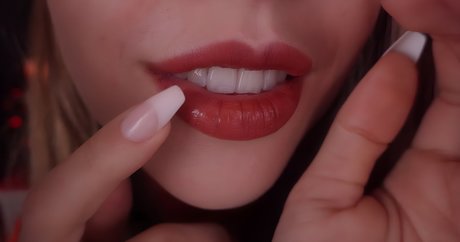 FrivolousFox ASMR photo 75