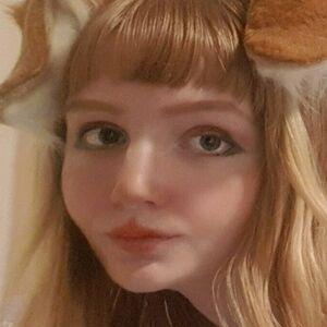Profile photo of FroggieFreya