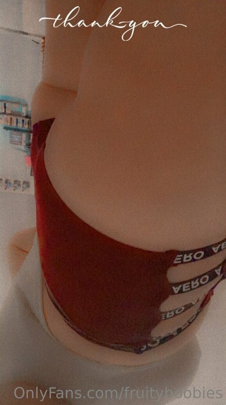 Fruityboobies photo 27