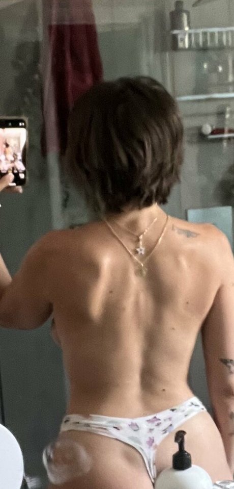 Gabbie Hanna photo 13