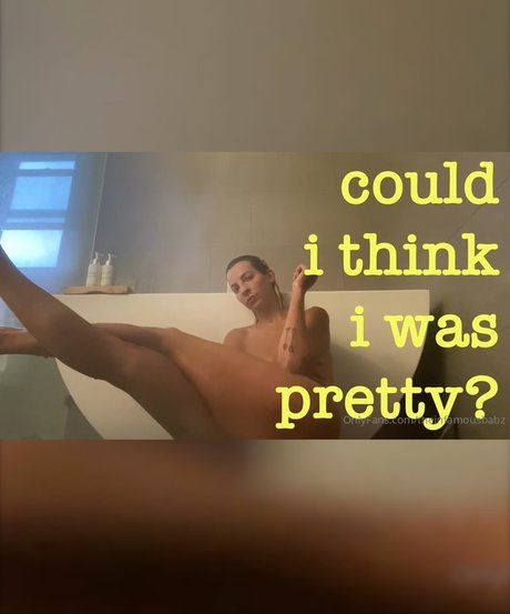 Gabbie Hanna photo 25