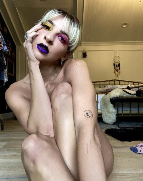 Gabbie Hanna photo 175
