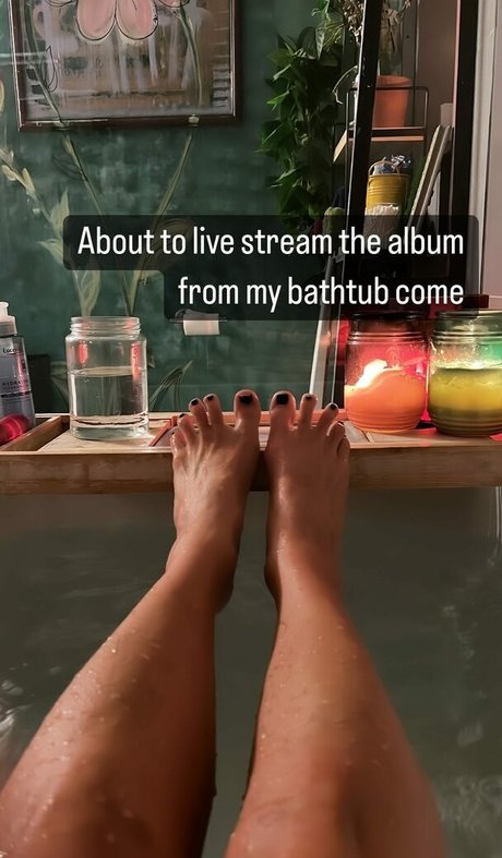 Gabbie Hanna photo 176