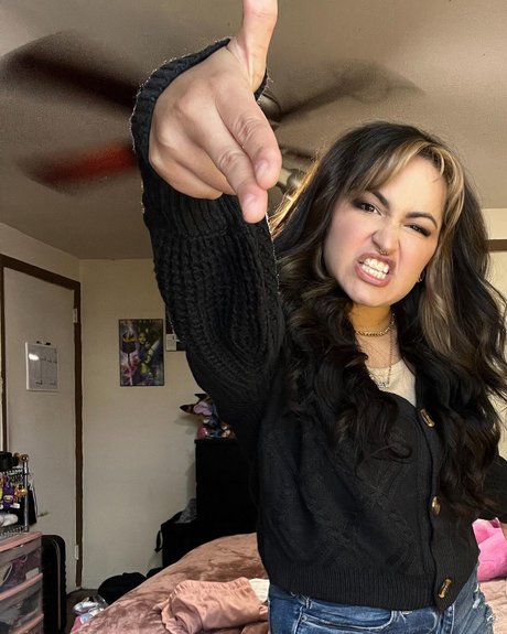 Gabby Ortiz photo 50