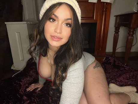 Gabby Ortiz photo 60