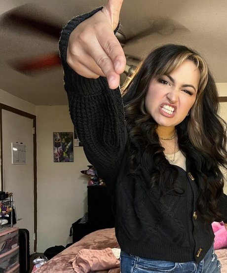 Gabby Ortiz photo 99