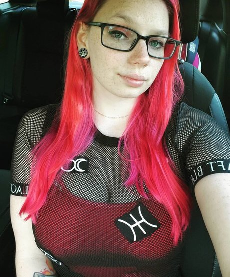 Gabby Swears photo 18