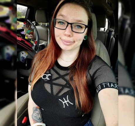 Gabby Swears photo 19