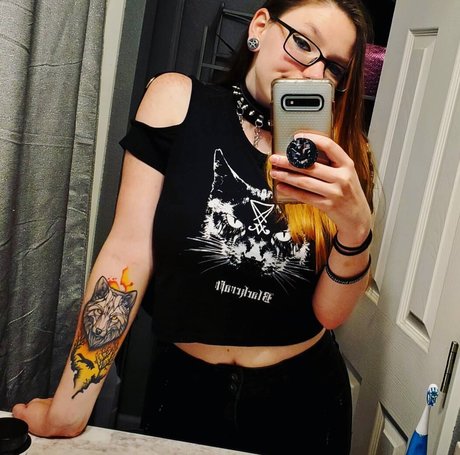 Gabby Swears photo 38