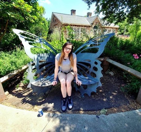 Gabby Swears photo 42