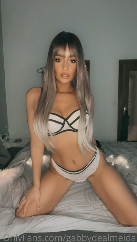Gabbydealmeida photo 88