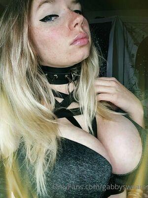 GabbySwears photo 52