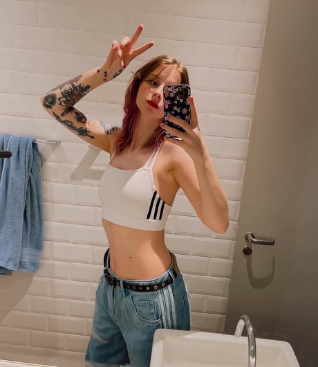 Gabi Cattuzzo photo 15