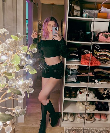 Gabi Cattuzzo photo 26