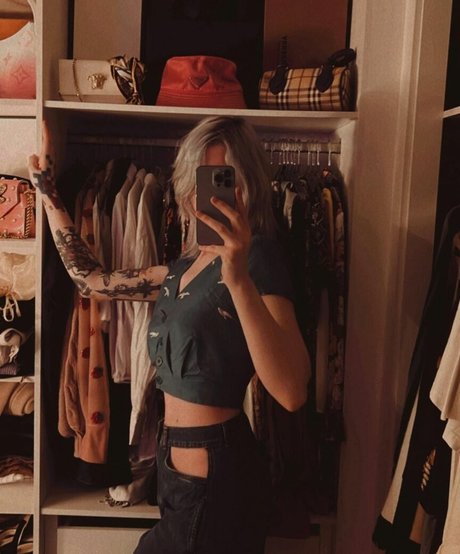 Gabi Cattuzzo photo 31