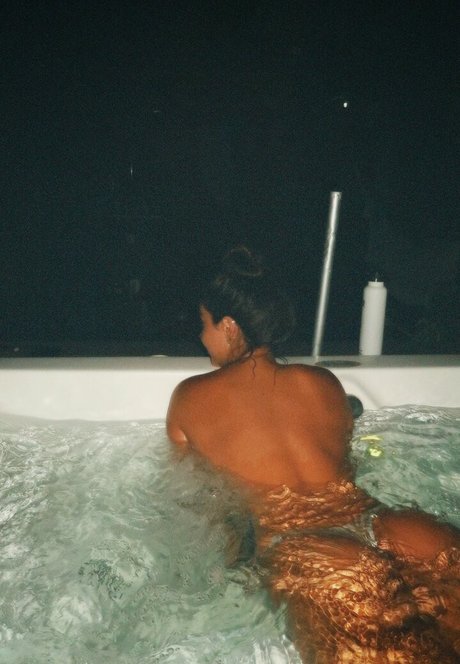 Gabriela Versiani photo 195