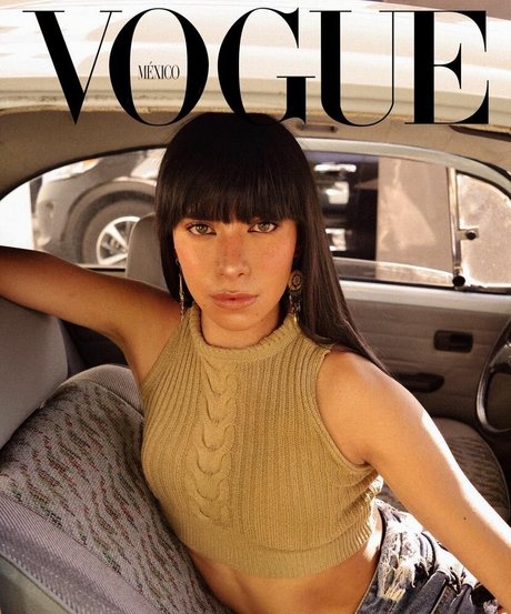 Gabrielle M photo 16