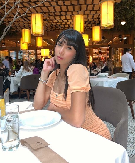 Gabrielle M photo 19