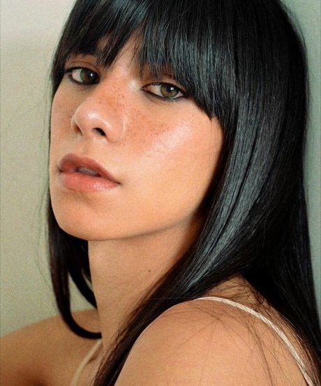 Gabrielle M photo 20