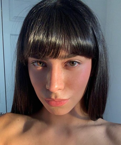 Gabrielle M photo 34