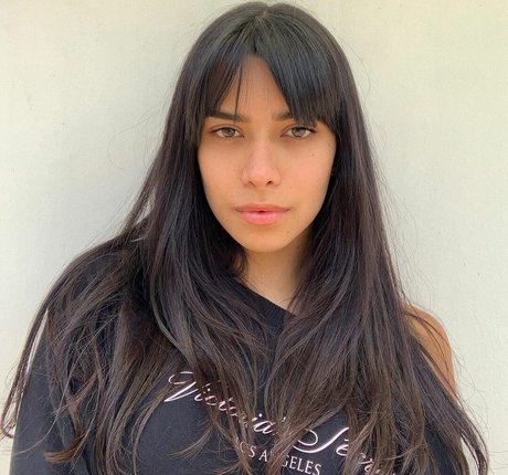 Gabrielle M photo 51