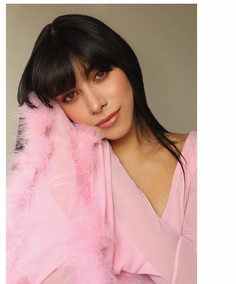 Gabrielle M photo 52