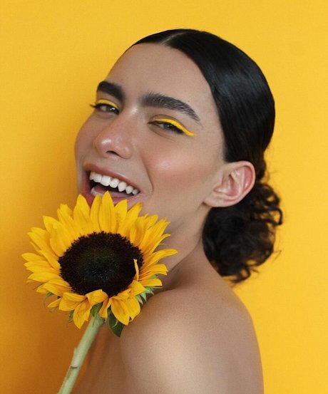 Gabrielle M photo 67