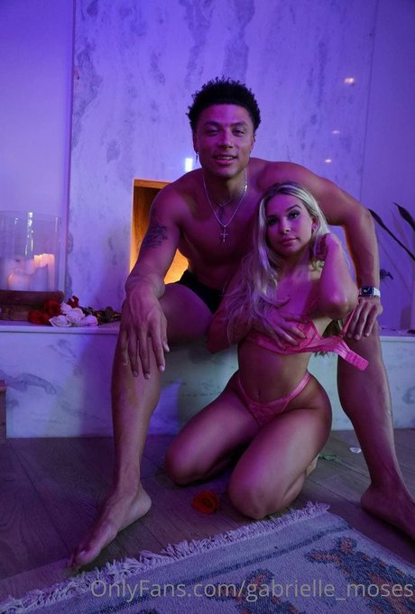 Gabrielle Moses photo 129