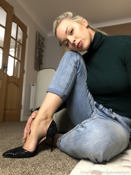 Gabrielle Taylor photo 201