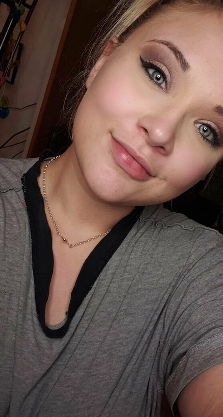 Ganjagirl907 photo 24