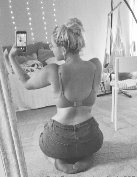 Ganjagirl907 photo 92