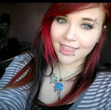 Ganjagirl907 photo 125