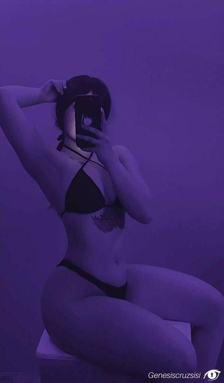Genesis Cruz photo 19