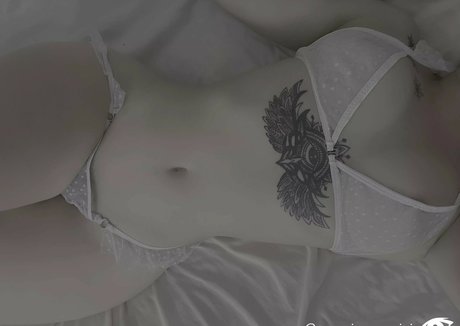 Genesis Cruz photo 48