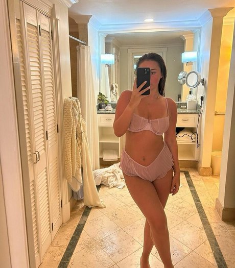 Georgia Ella Murphy photo 15