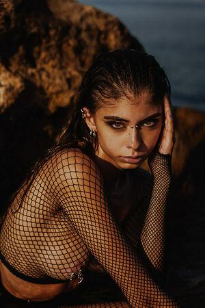 Georgiamariecox photo 4